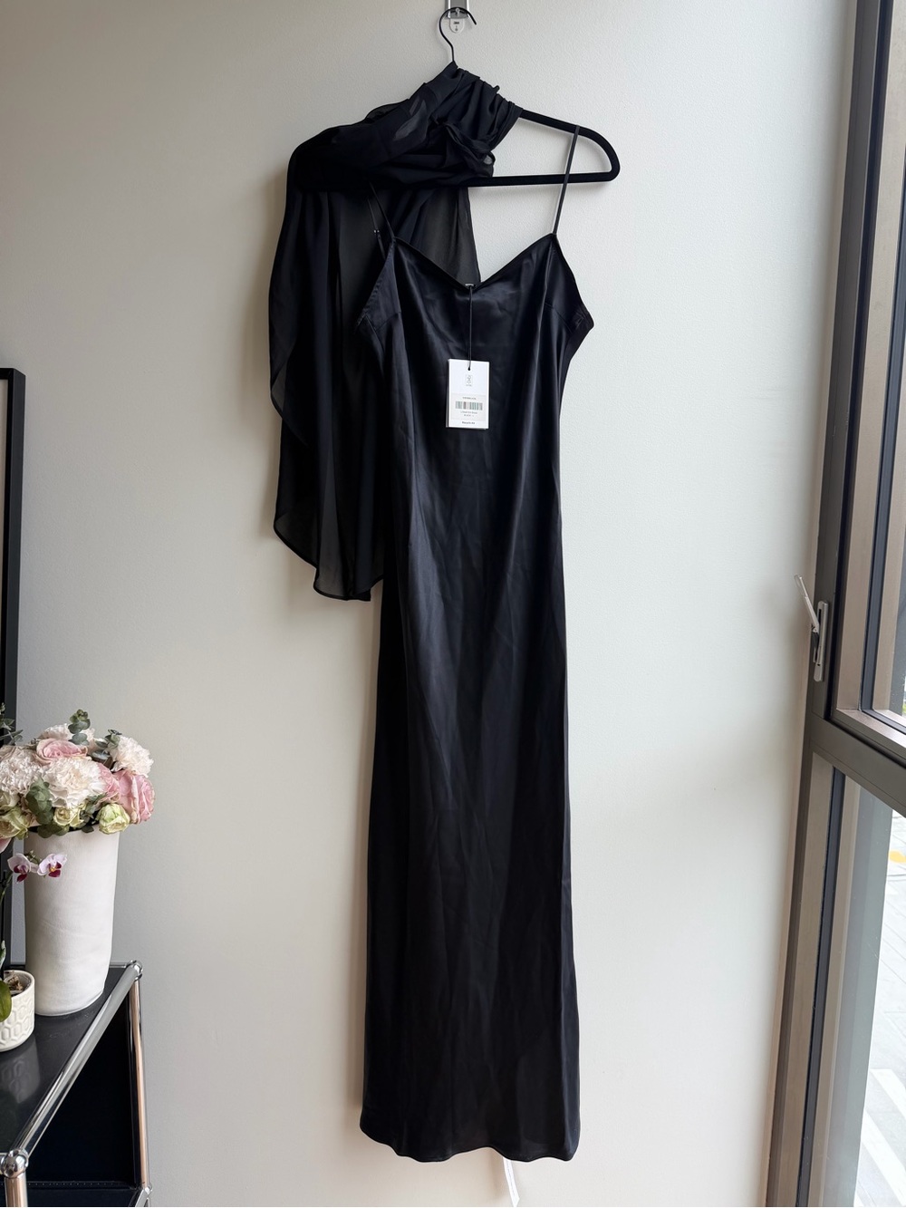 NEW NWT Reformation Lilibeth Silk Dress, Black, sz Large - Picture 5 of 14